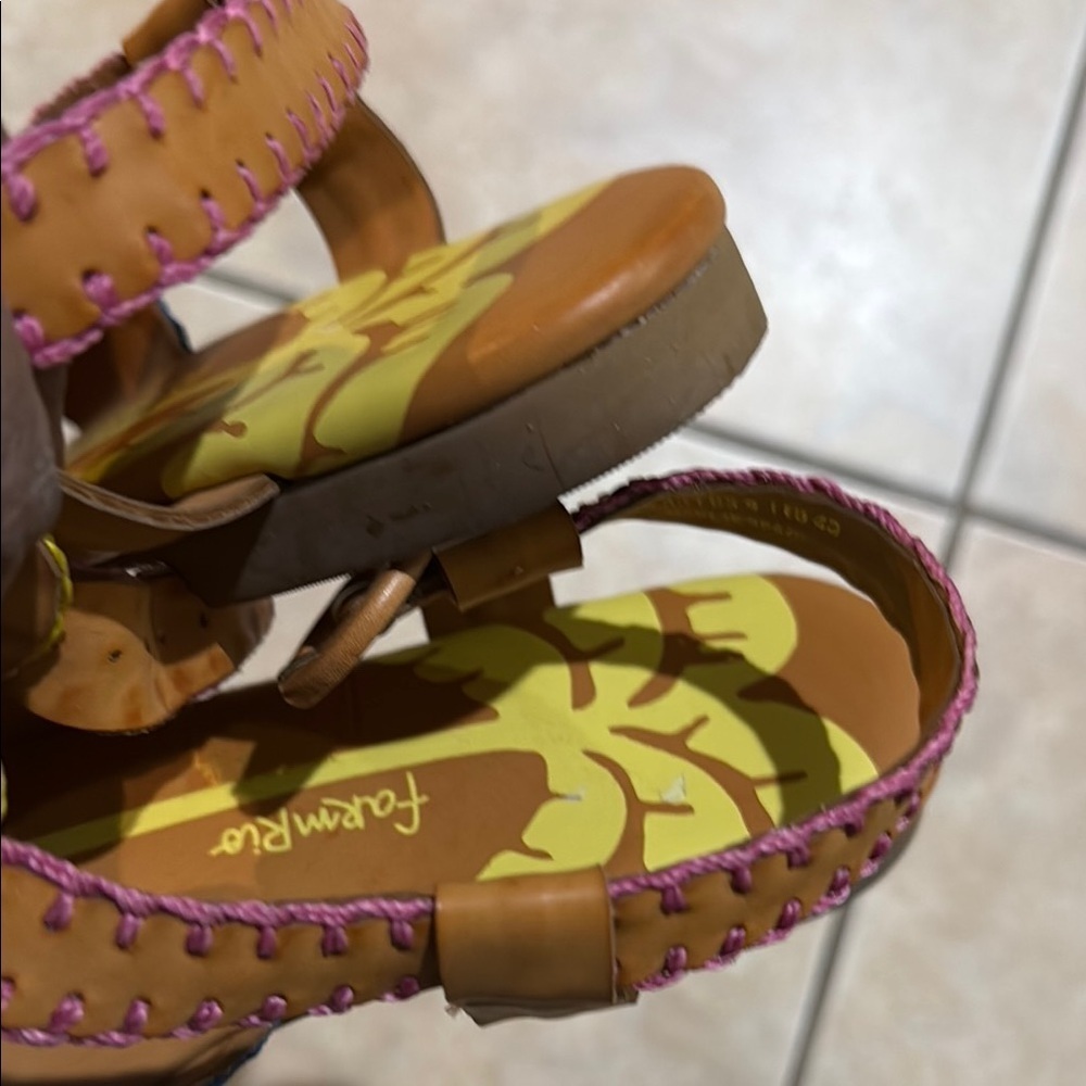 Farm rio Sz 9 Colorful whipstitch palm tree Stitched Leather Sandals - Picture 4 of 6
